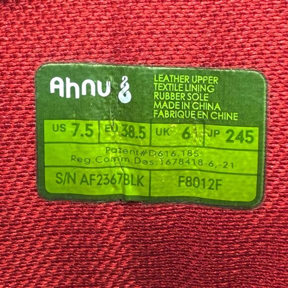 Ahnu Black Flat Winter Boot Size 7.5 Patent Leather Lace-Up Zip Closure Mid-Calf - Picture 5 of 15